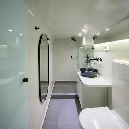 Covert Level With Terrace *